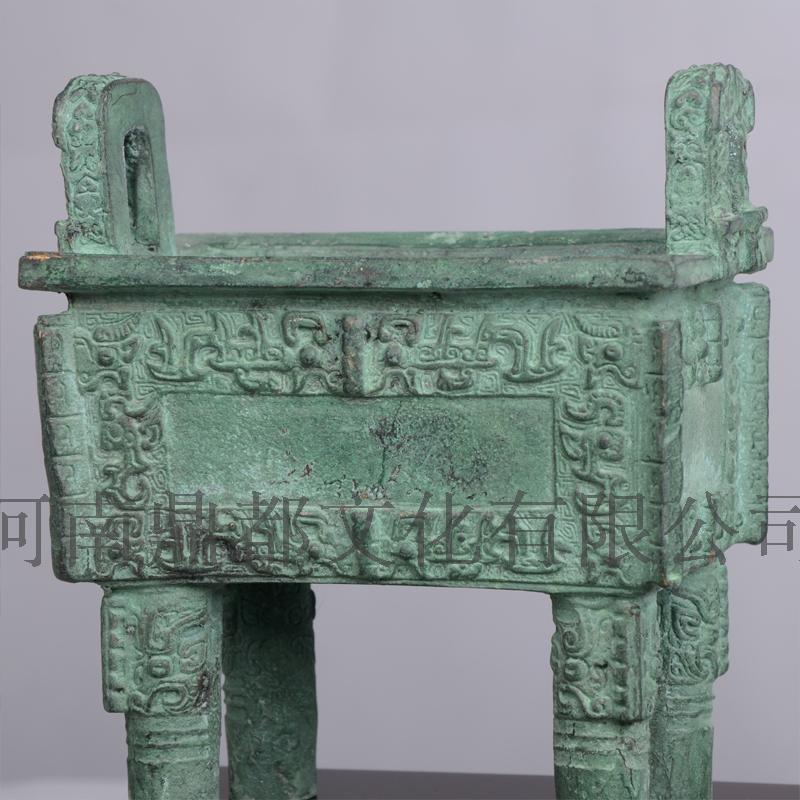 1:7司母戊鼎